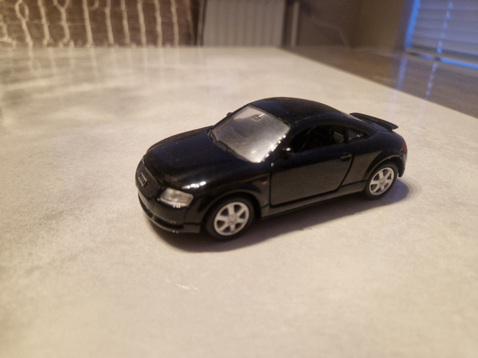 Audi tt 1:50 van welly, Ophalen of Verzenden, Auto, Overige merken