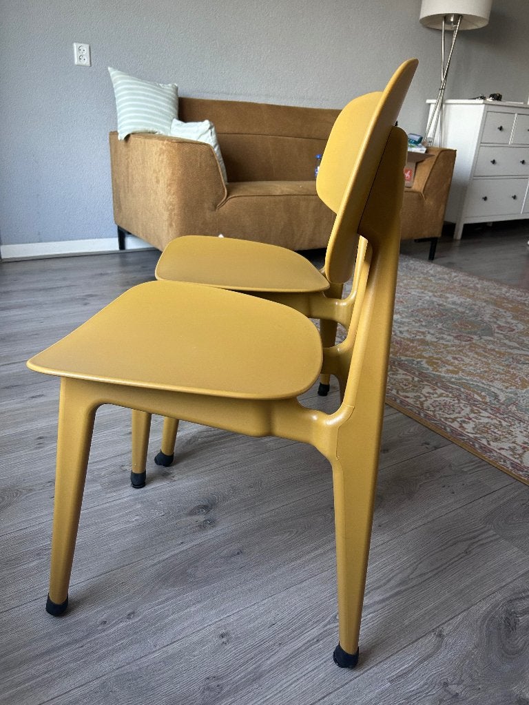 Set okergele stoeltjes, Ophalen, Kunststof, Gebruikt, Twee