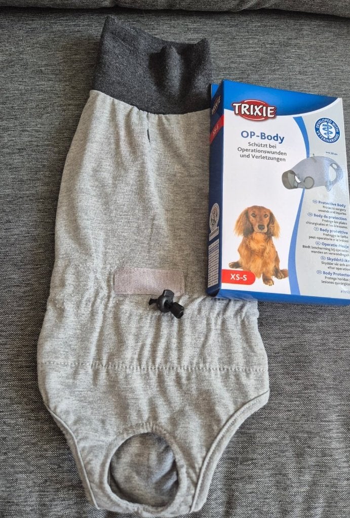 Trixie Operatie-hesje - body protector suit - zgan, Dieren en Toebehoren, Elastische pasvorm, Ophalen of Verzenden, Zo goed als nieuw