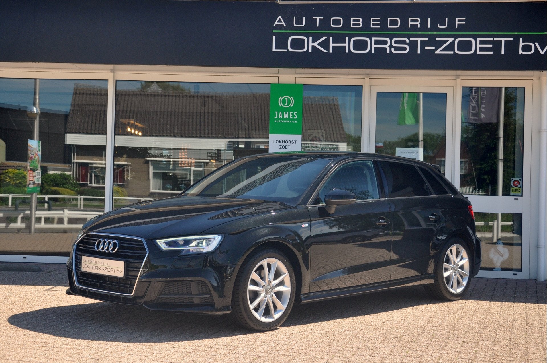 Audi A3 Sportback 1.5 TFSI CoD Design Pro Line Plus | Naviga, Gebruikt, 150 pk, Leder en Stof, Zwart