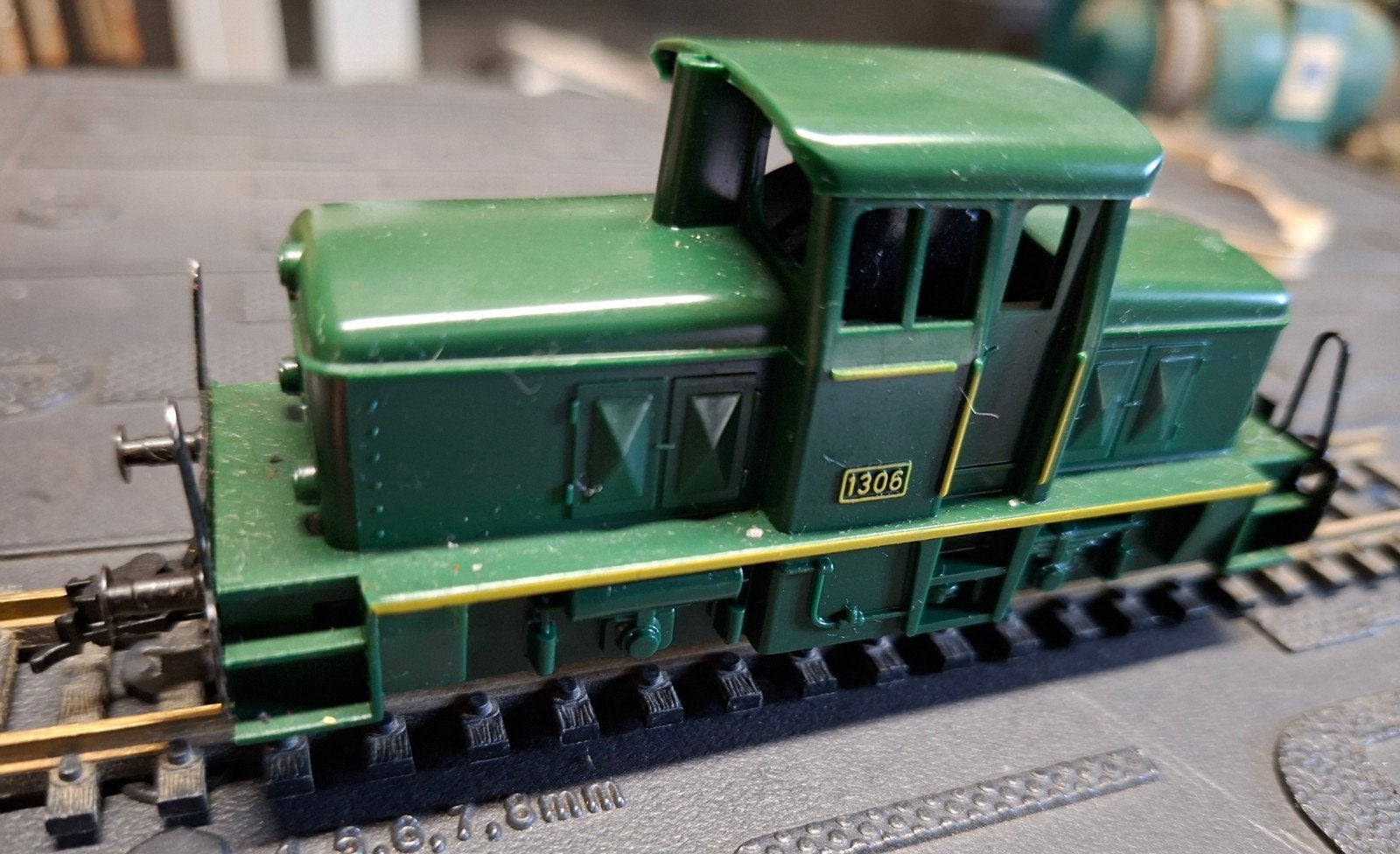 Fleischmann rangeer locomotief met profi koppelingen, Gebruikt, Gelijkstroom, Fleischmann, Ophalen of Verzenden