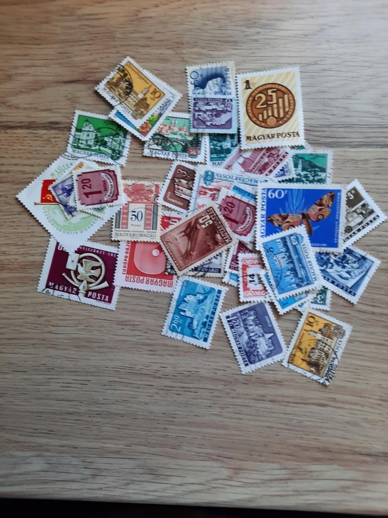 Losse afgeweekte gestempelde postzegels uit Hongarije, Ophalen of Verzenden, Gestempeld