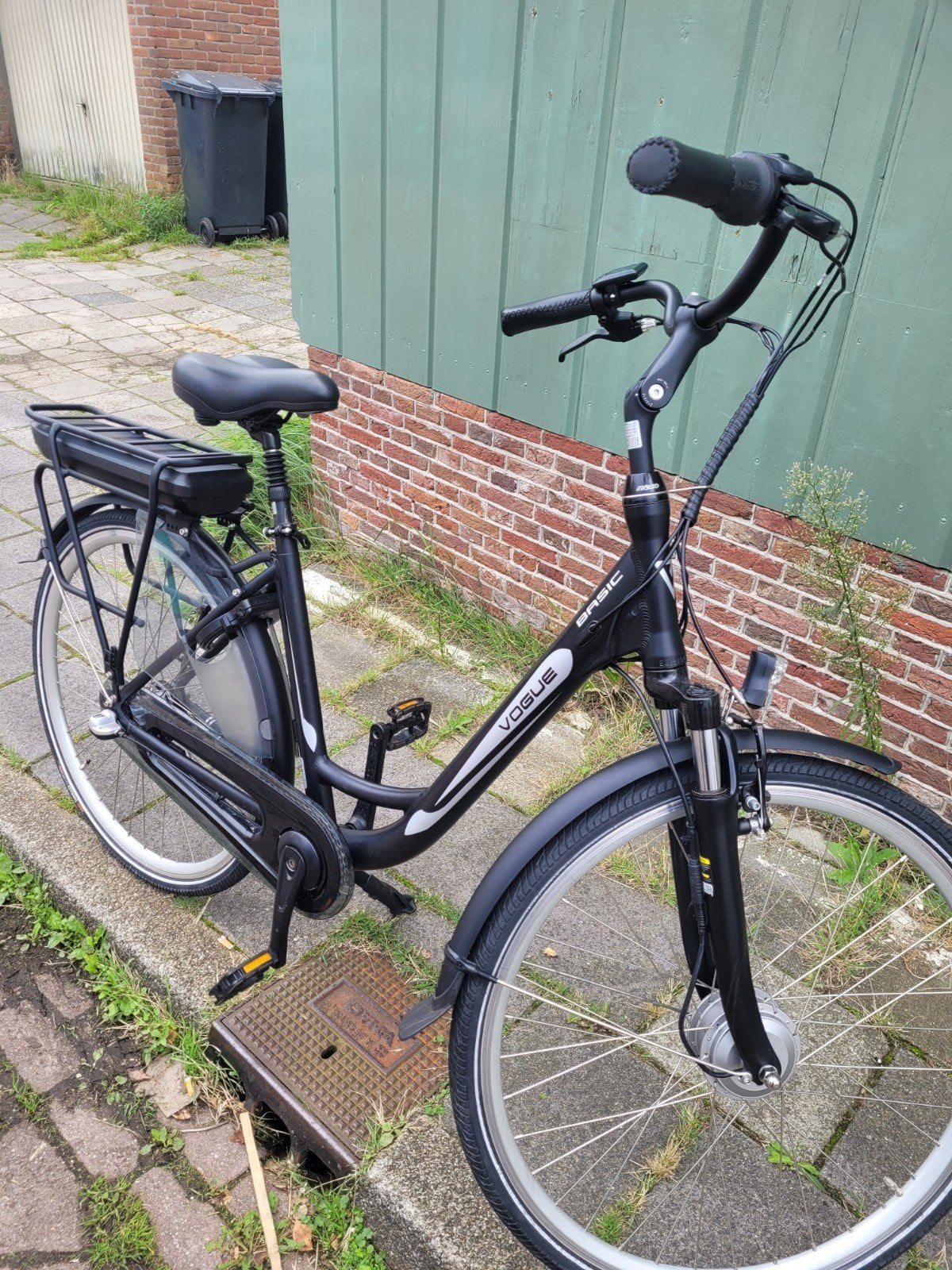basic voque, Ophalen of Verzenden, Zo goed als nieuw, Overige merken