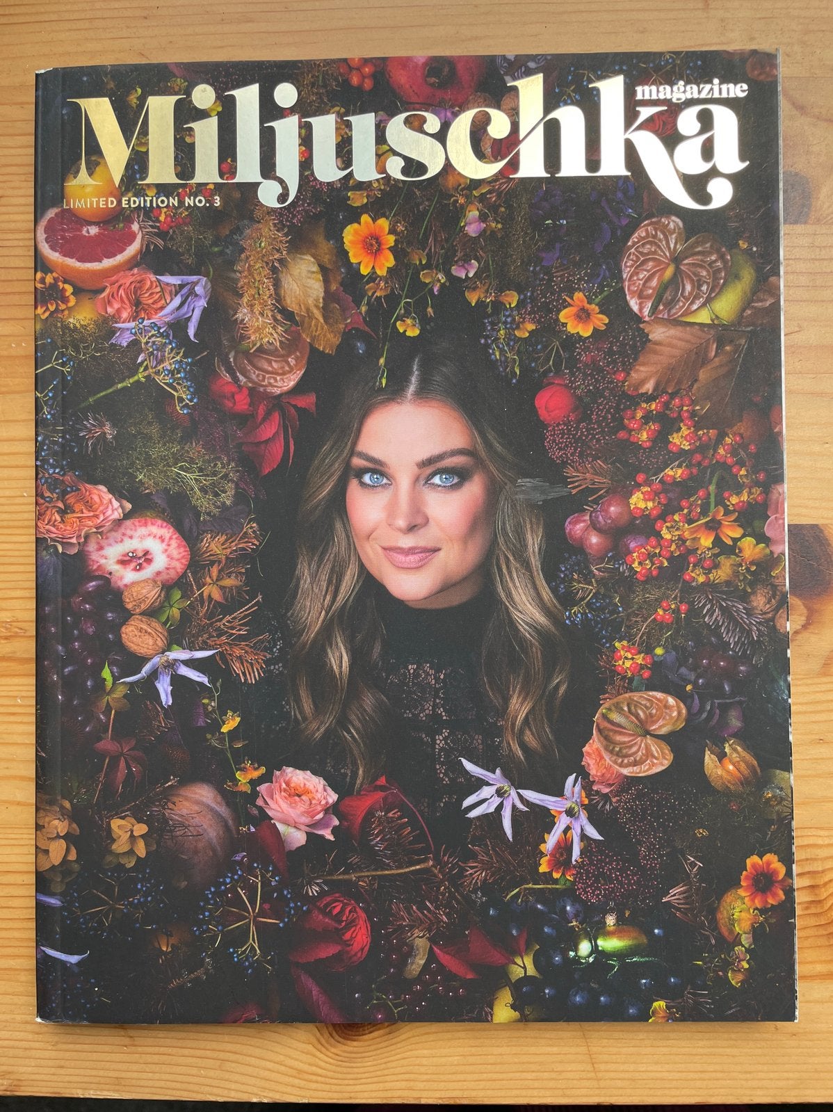 Miljuschka magazine no 3, Boeken, Ophalen, Zo goed als nieuw, Muziek, Film of Tv