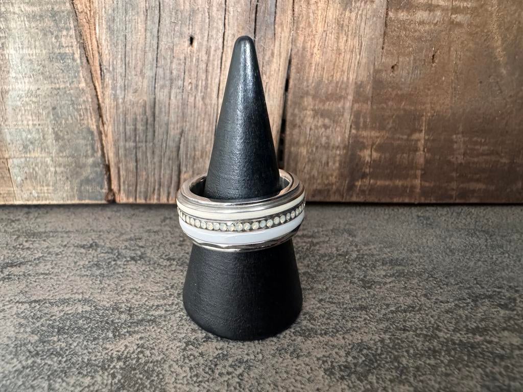 IXXXI RING met extra vulring, maat 17,5, Verzenden, Zo goed als nieuw, 17 tot 18, Dame