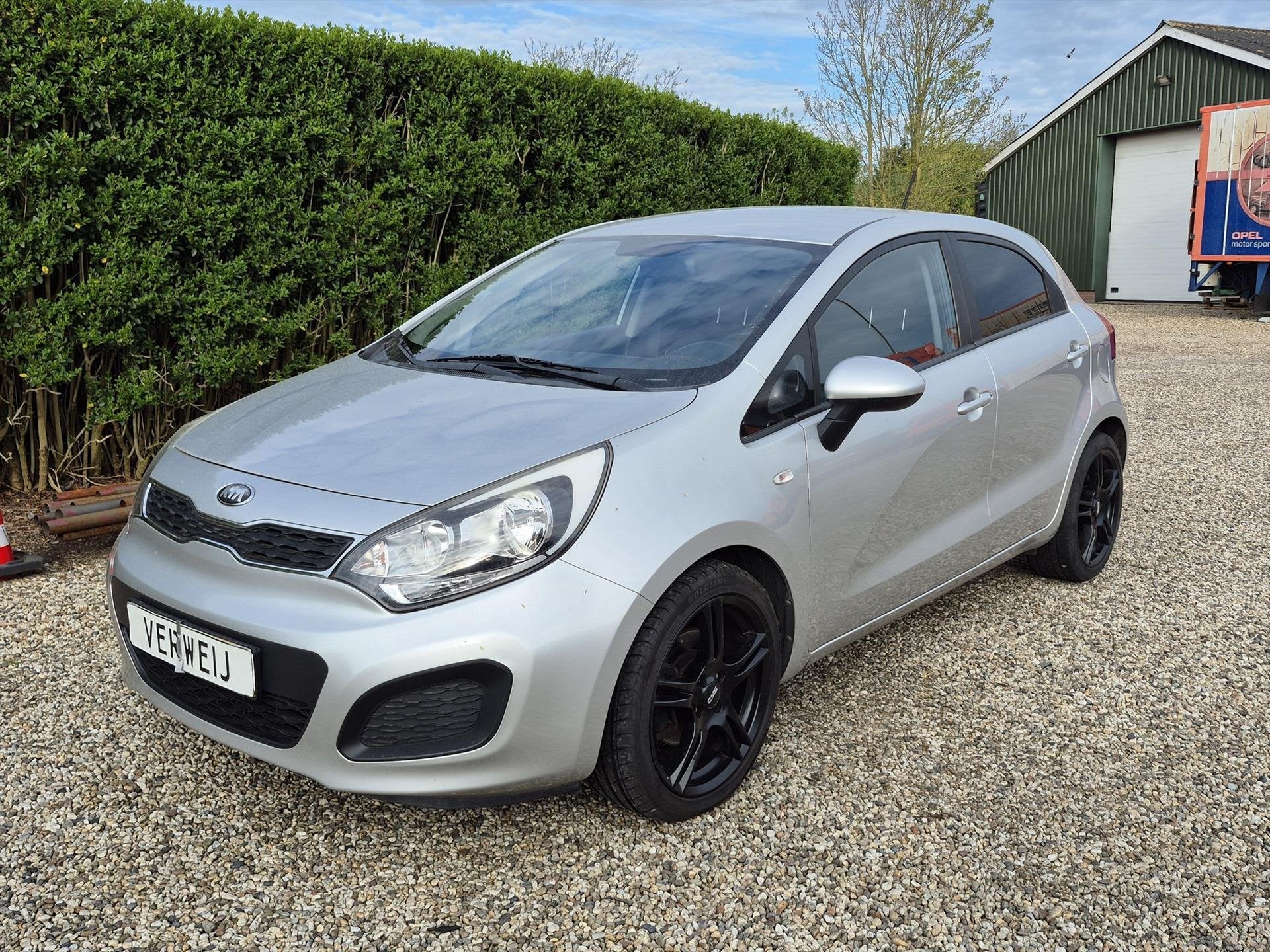 KIA Rio 1.2 CVVT 85pk 5Drs Super Pack | Tikje in de motor! |, Auto's, Voorwielaandrijving, Euro 5, 4 cilinders, Bedrijf