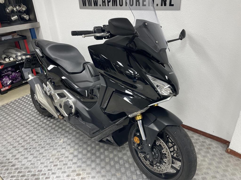 Honda NSS 750 FORZA ABS TC BLACK EDITION BOVAGGARANTIE !, Motoren, Motoren | Honda, Scooter, Rivium Boulevard 222-11
2909 LK  Capelle aan den Ijssel, NL
