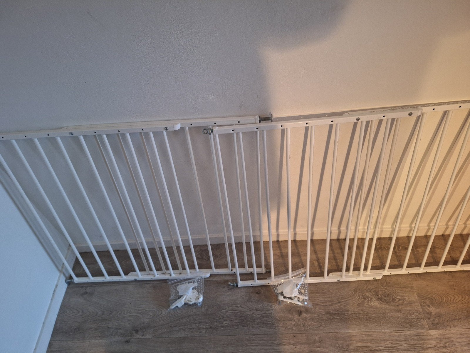 Wit metalen traphekken set compleet, Ophalen, Zo goed als nieuw, 115 cm of meer, Metaal of IJzer