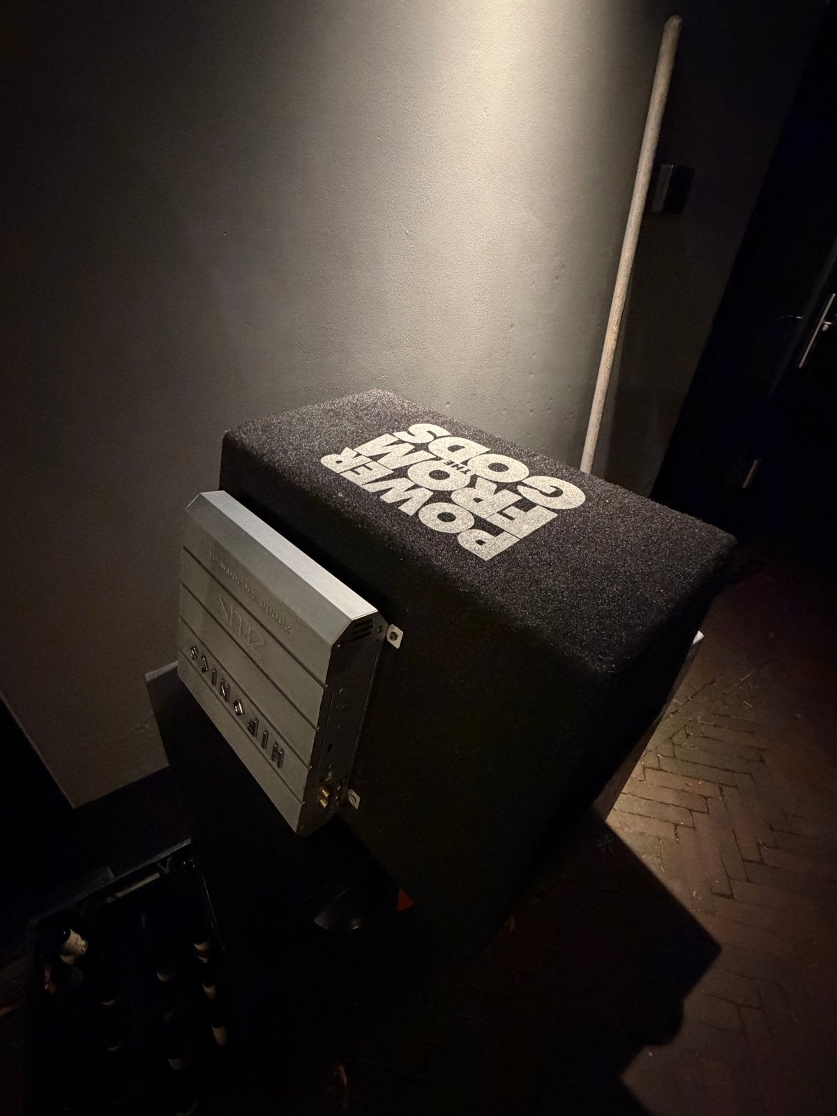 Subwoofer met versterker voor auto - Hifonics Zeus, Ophalen, Gebruikt