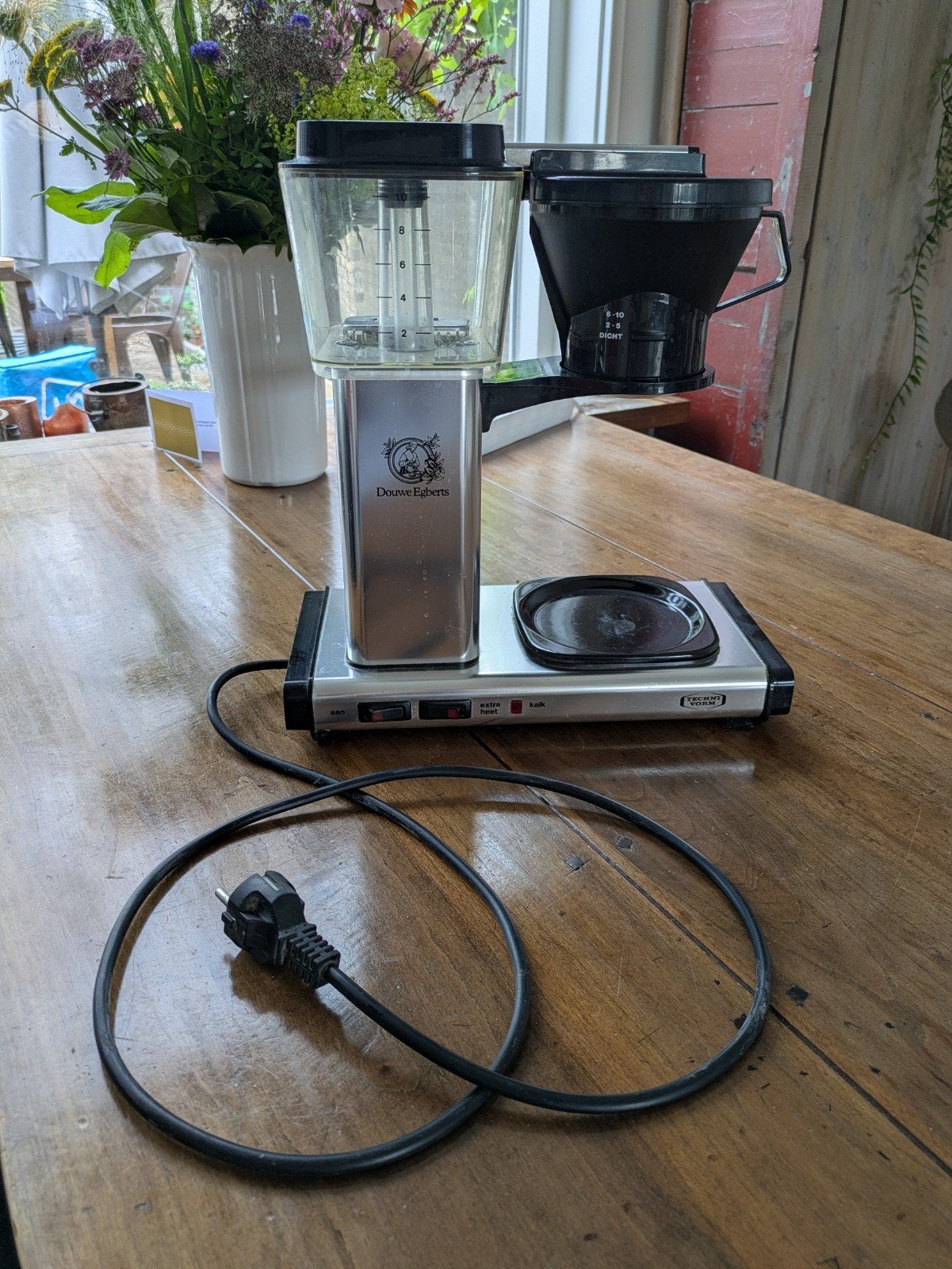 Douwe Egberts Moccamaster type 741C zilver, Witgoed en Apparatuur, Koffiezetapparaten, Gebruikt, Koffiemachine, Gemalen koffie