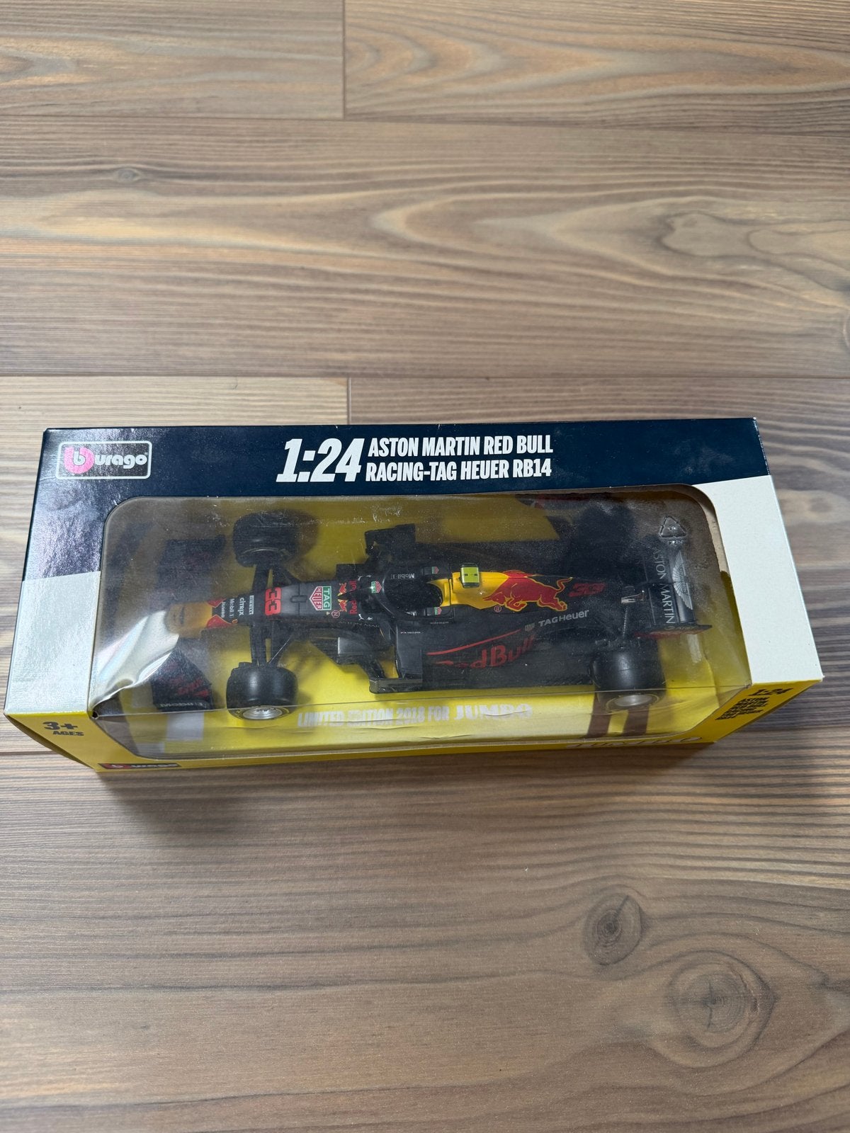 Bburago Aston Martin Red Bull Racing RB14 Max Verstappen, Hobby en Vrije tijd, Modelauto's | 1:24, Ophalen of Verzenden, Nieuw