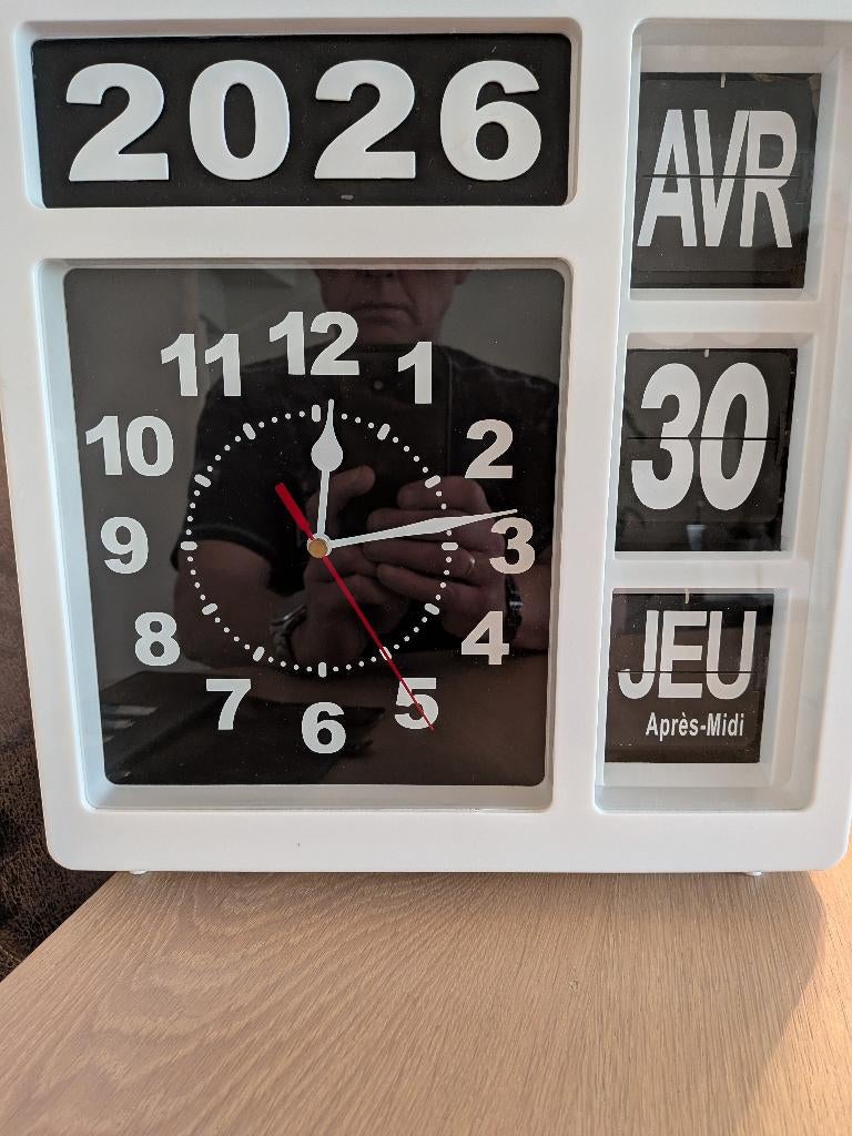 Wandklok Flipover Perel Type 107, Ophalen of Verzenden, Gebruikt, Analoog, Overige typen