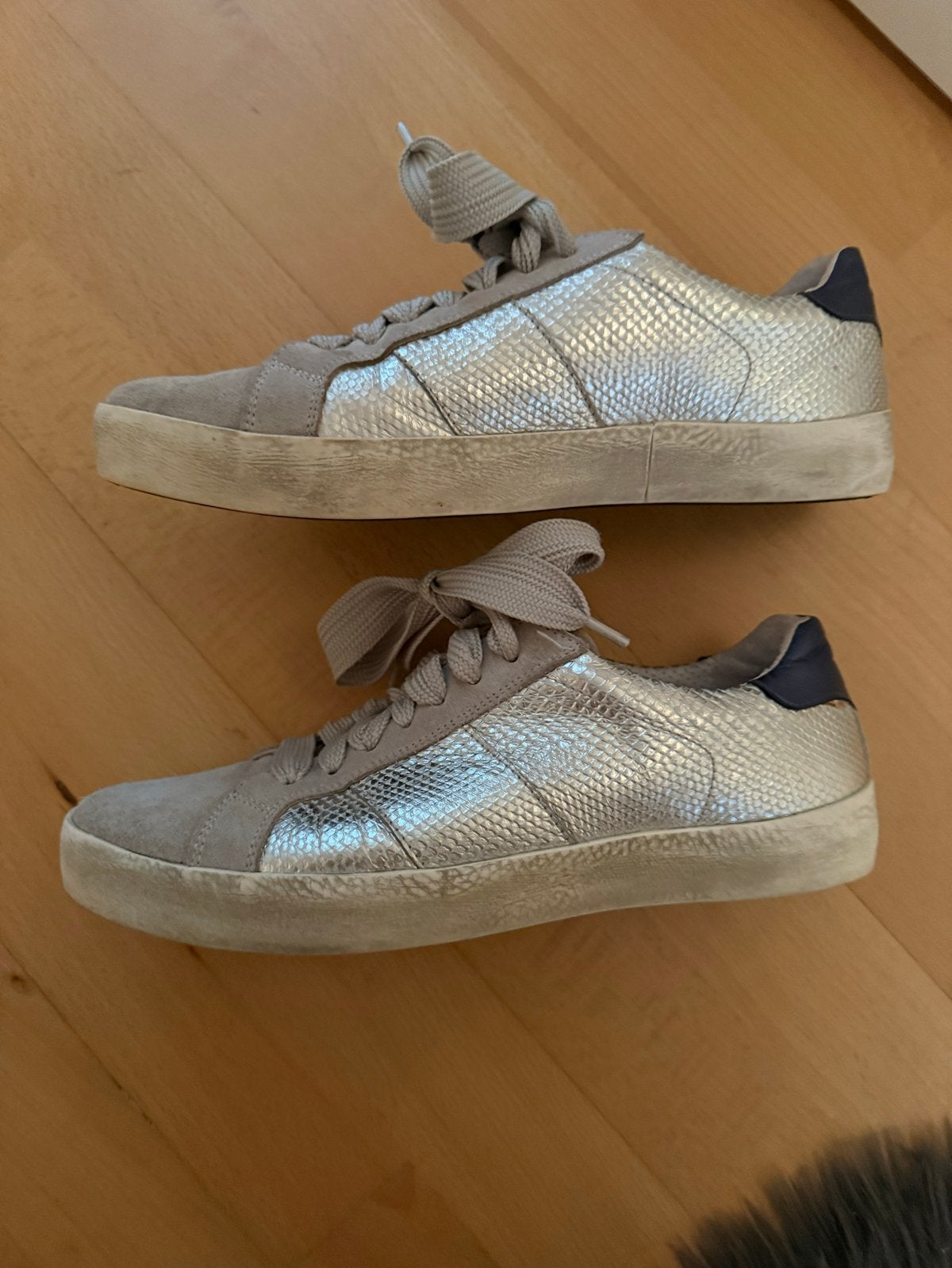 Franco Romagnoli sneakers, mooi leer, maat 40, Kleding | Dames, Schoenen, Ophalen of Verzenden, Zo goed als nieuw, Sneakers of Gympen