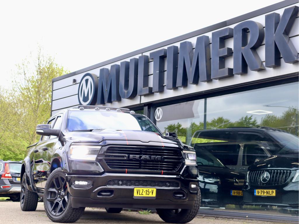 Dodge Ram 1500 5.7 V8 4x4 SPORT MARGE/BTW VRIJ BLACK EDITION, Auto's, Dodge, Gebruikt, 5654 cc, 402 pk, Zwart