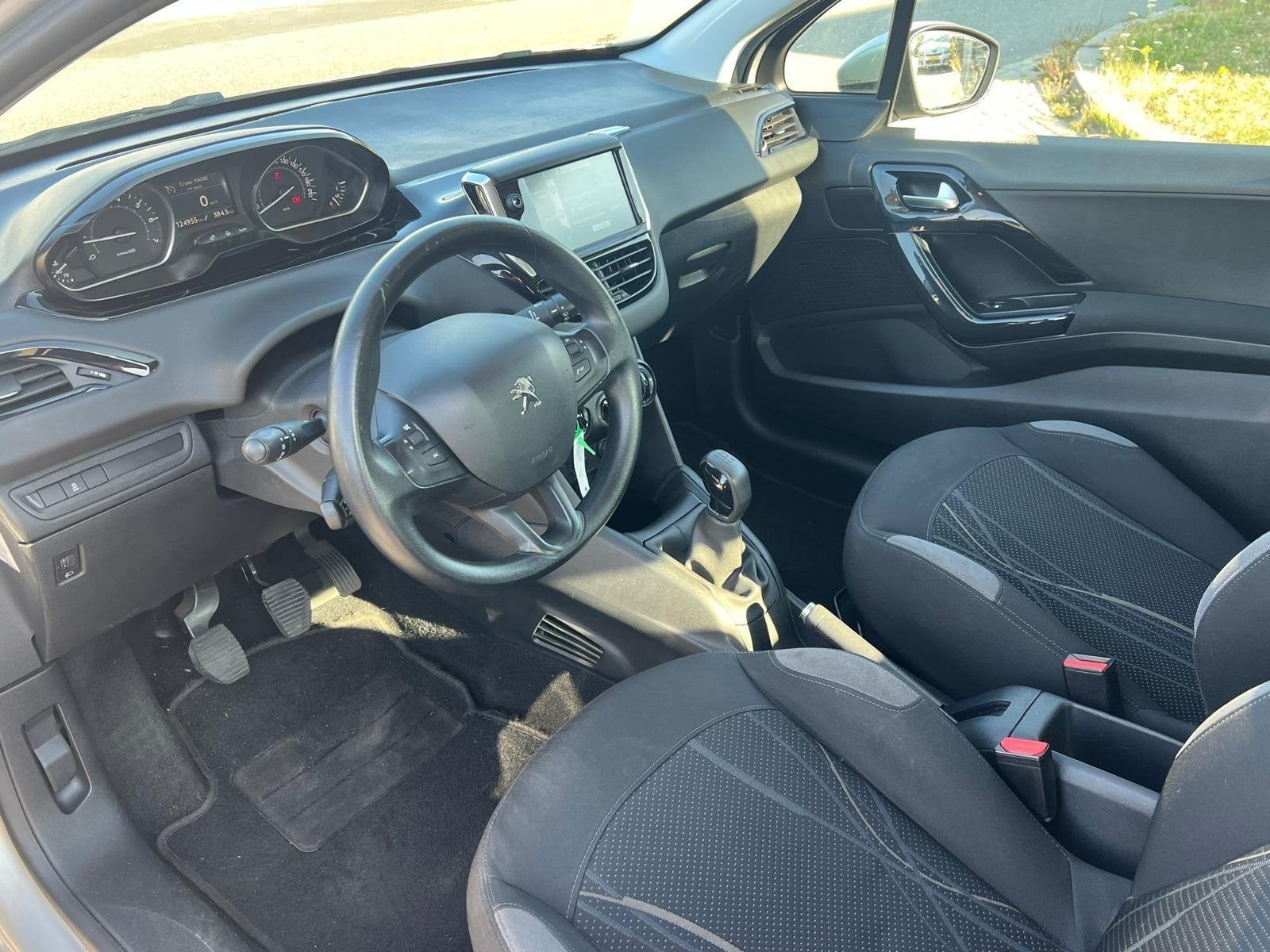 Peugeot 208 1.4 VTi Active Cruise Airco Navi LMV N.A.P, Voorwielaandrijving, Euro 5, Stof, Zwart