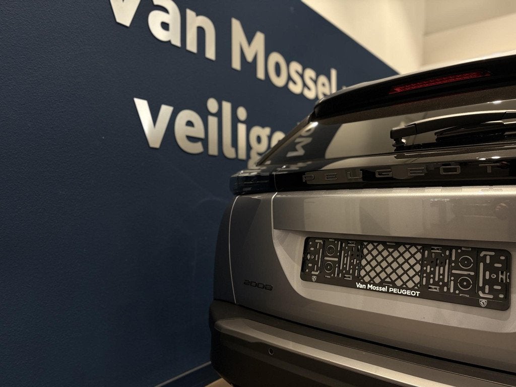 Peugeot 2008 1.2 Hybrid 145 Allure, Auto's, Peugeot, Gebruikt, Euro 6, 1199 cc, Leder en Stof