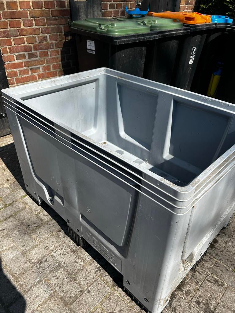 Grote grijze kunststof bak/palletbox, Ophalen, Kunststof, Gebruikt, 100 tot 150 cm