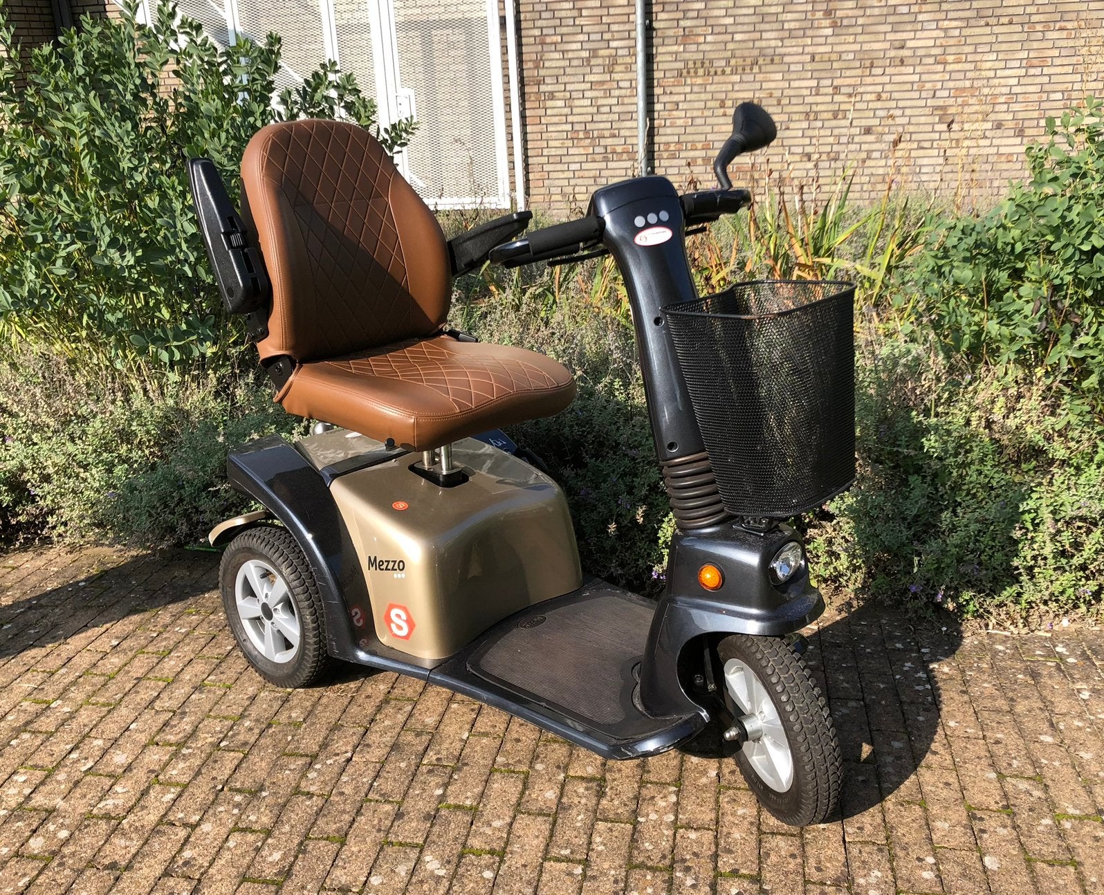 Scootmobiel: Life & Mobility/ Mezzo 3 retro, Ophalen, Life and Mobility, Gebruikt, 46 km of meer