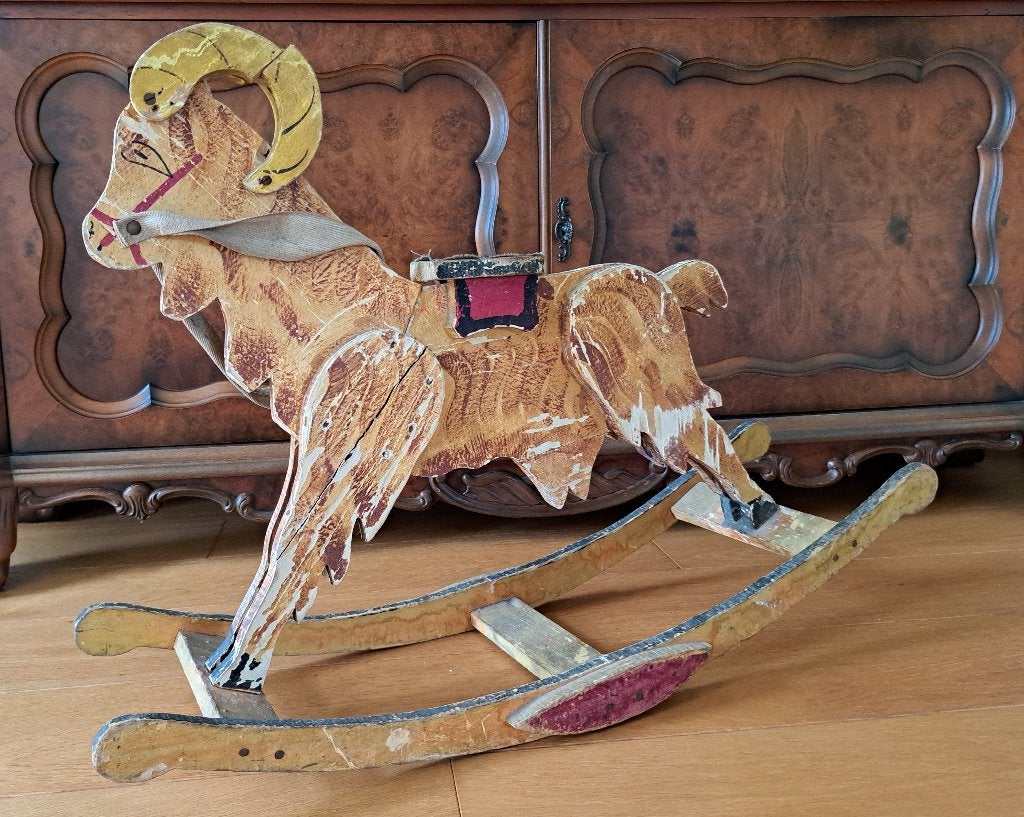 Oude houten hobbelgeit sik bok geit hobbelpaard speelgoed, Antiek en Kunst, Antiek | Speelgoed, Ophalen