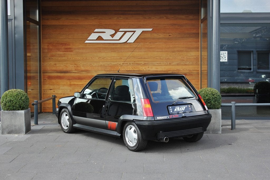 Renault 5 1.4 GT Turbo *Collectors Item in mint condition*, Auto's, Voorwielaandrijving, Stof, Zwart, Renault
