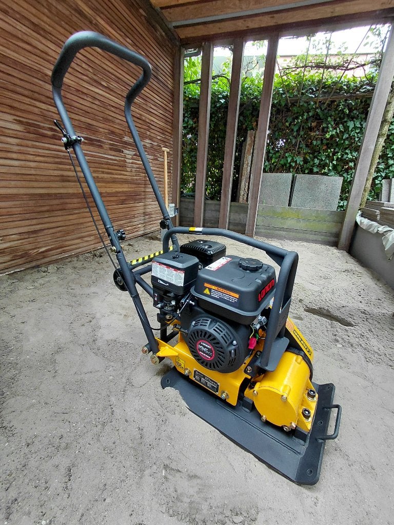 Te huur: Lumag RP700PRO Trilplaat, Ophalen of Verzenden, Zo goed als nieuw
