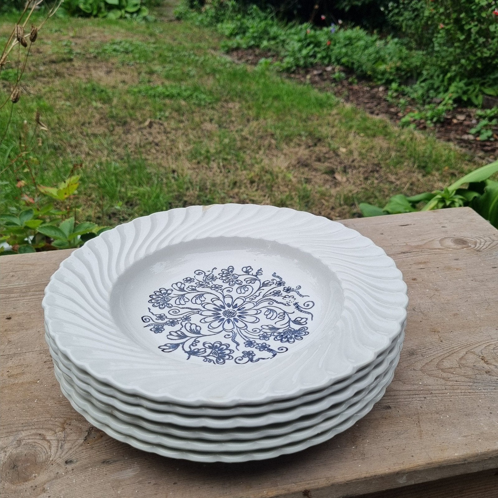 Vintage borden set met blauw bloemmotief - 6 stuks, Ophalen