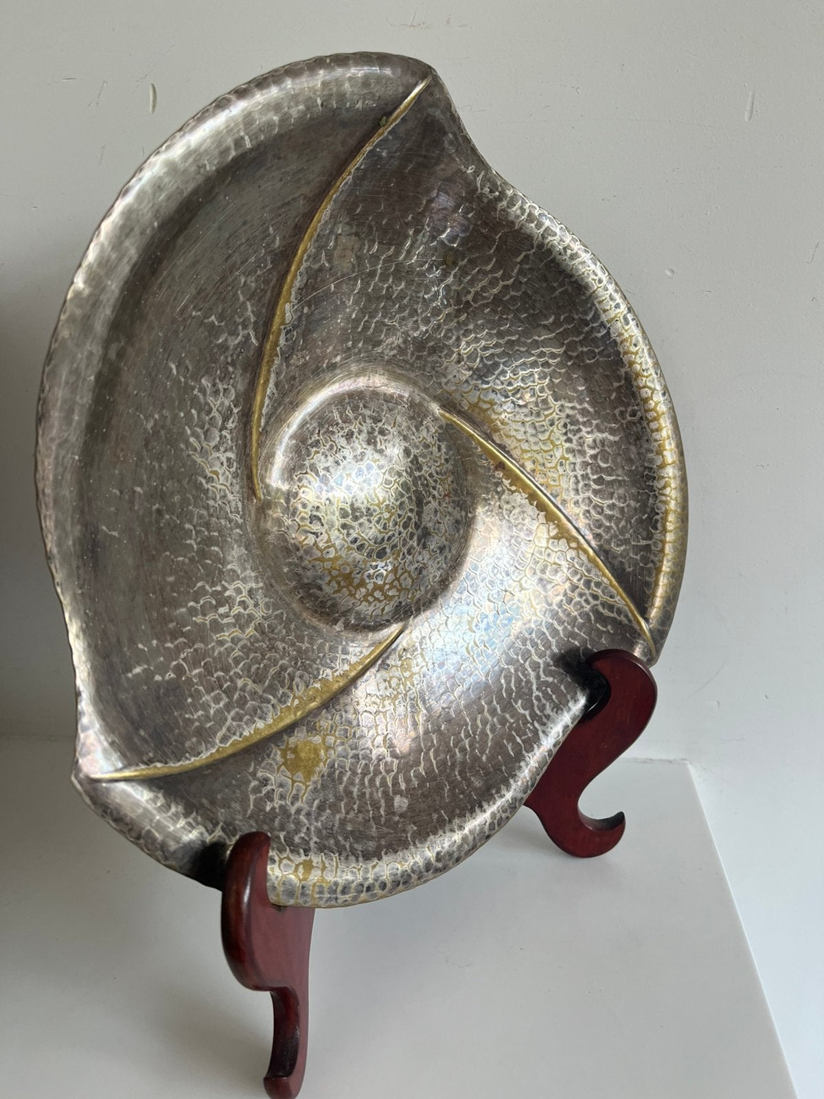 GEHAMERD TINNEN SCHAAL., Antiek en Kunst, Antiek | Tin, Ophalen of Verzenden