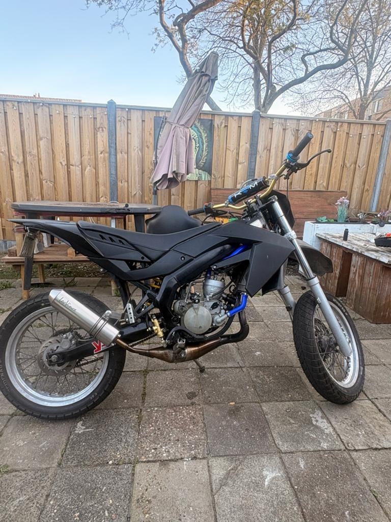 Aprilia SX50 Derbi D50B0 Blok - Snel Cilinder, Ophalen, 6 versnellingen, Gebruikt, Maximaal 45 km/u