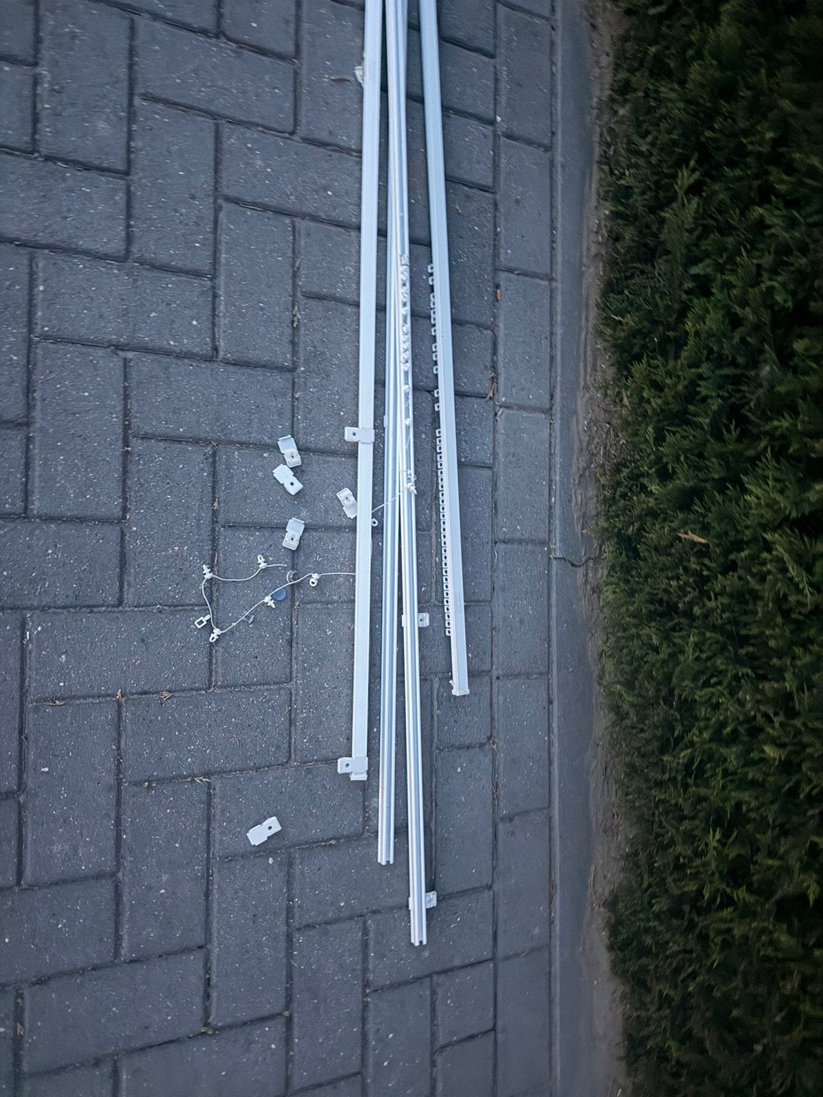 Gordijnrails 14 meter totaal inclusief toebehoren, Ophalen, Zo goed als nieuw