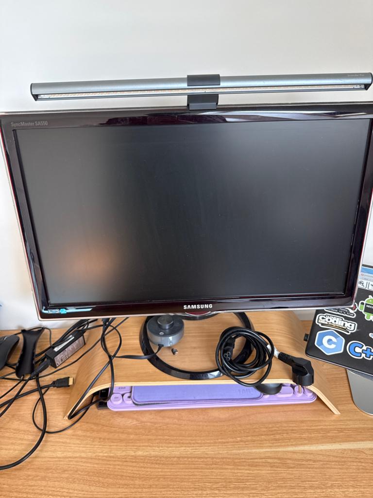 Samsung SyncMaster SA550 LED monitor met lamp, Ophalen, HDMI, Full HD, Zo goed als nieuw