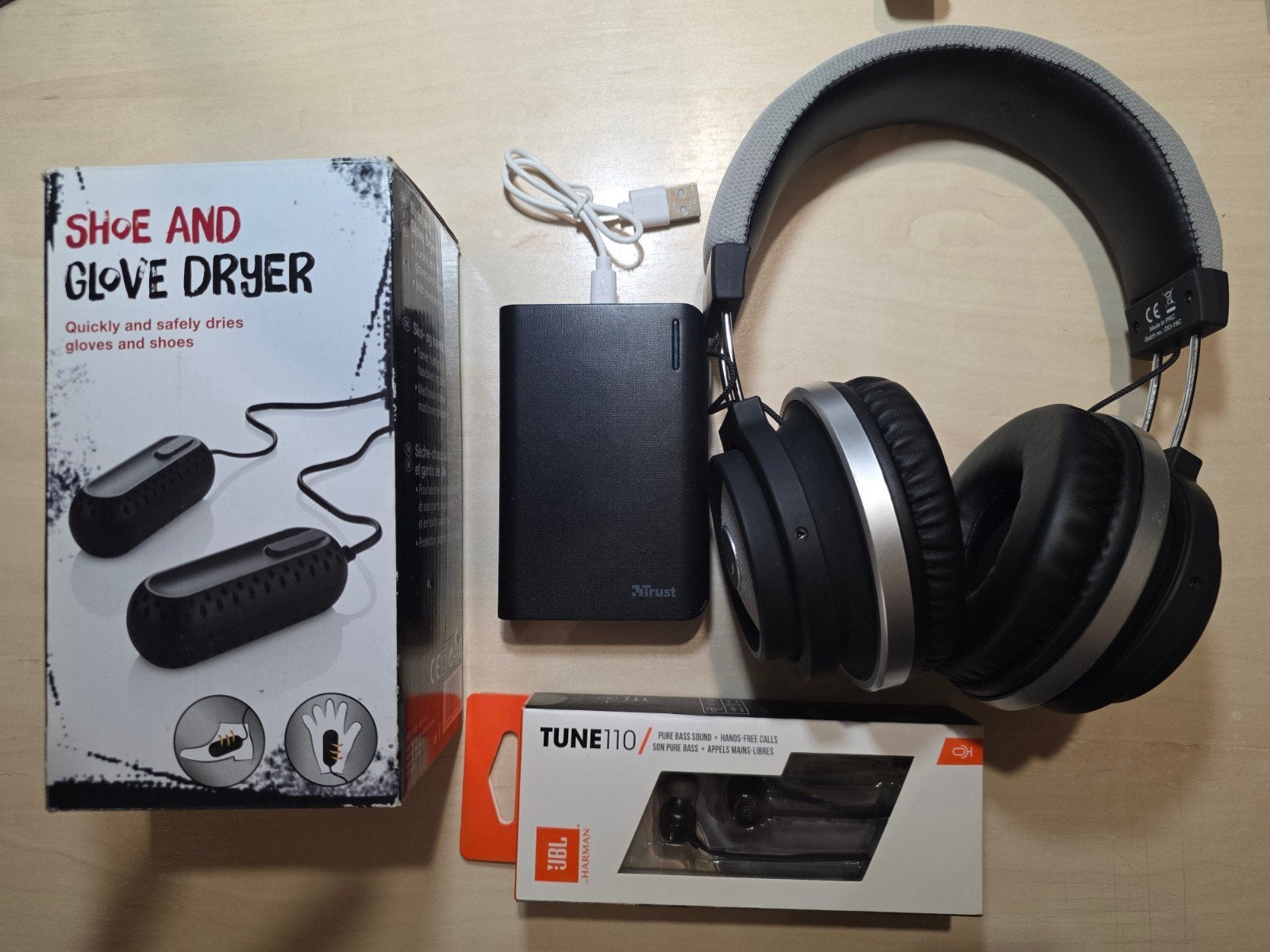 Over-ear koptelefoon, JBL Tune 110 en schoenendroger, Gebruikt, JBL, Ophalen of Verzenden, Over-ear