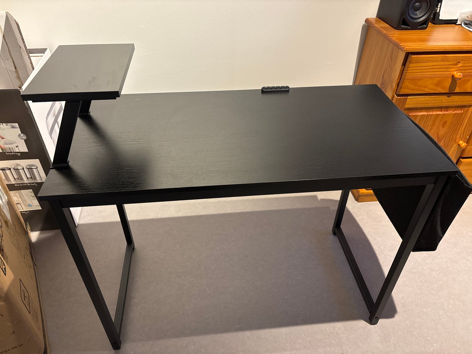 Zwart Gaming Bureau met Monitorstandaard en Opbergruimte, Ophalen, Zwart, Spaanplaat of MDF, Zo goed als nieuw