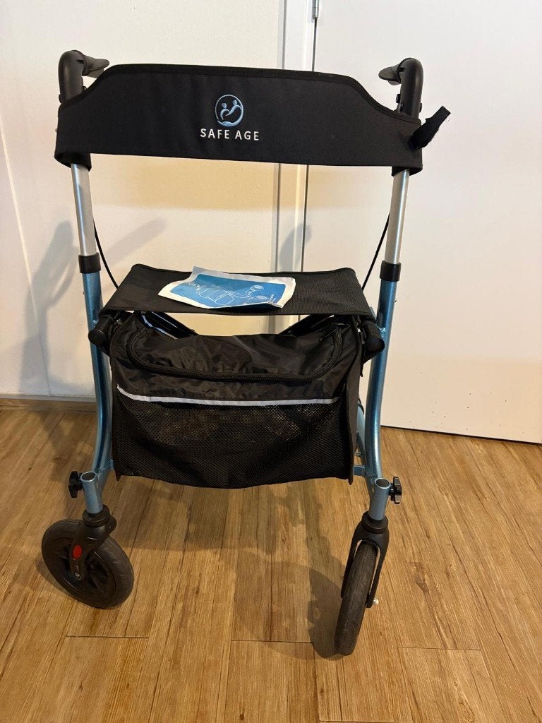 Premium rollator safe age, Diversen, Ophalen, Opvouwbaar, Zo goed als nieuw