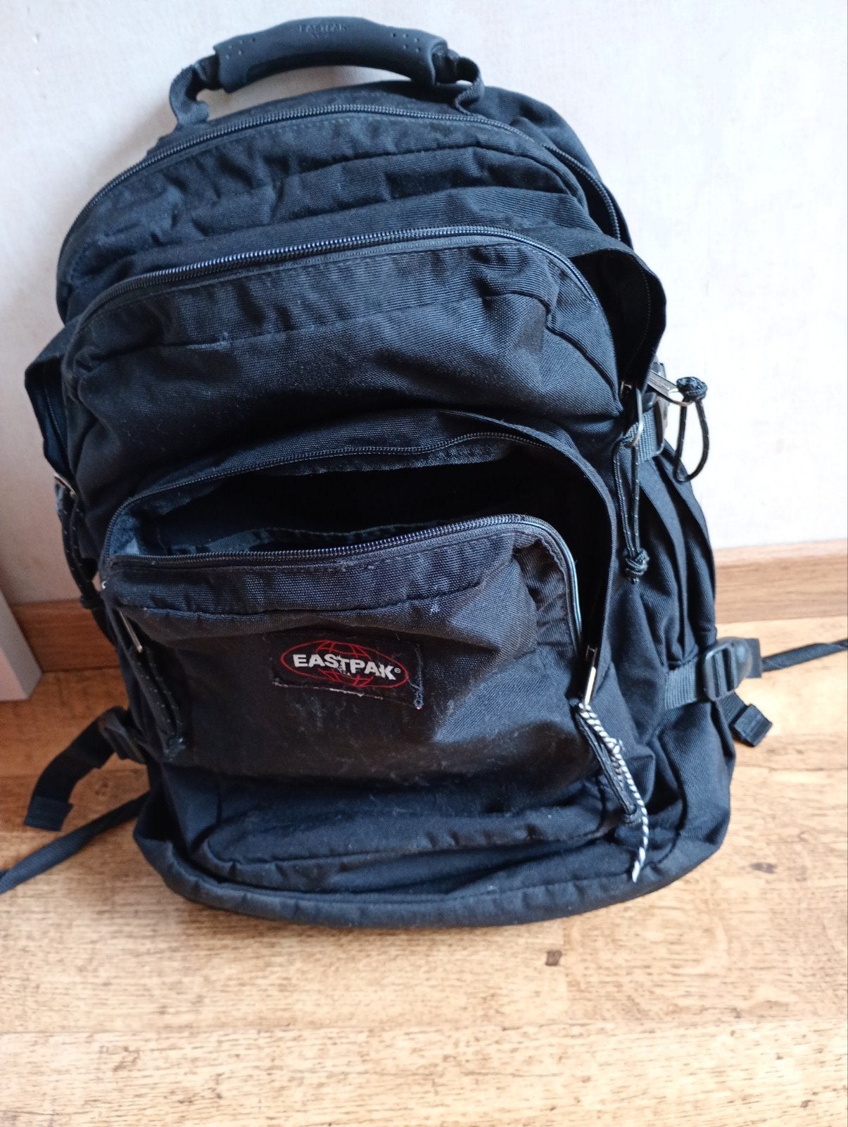 Zwarte Eastpak rugtas (groot), Ophalen of Verzenden, 25 tot 40 cm, Eastpak, 30 tot 45 cm