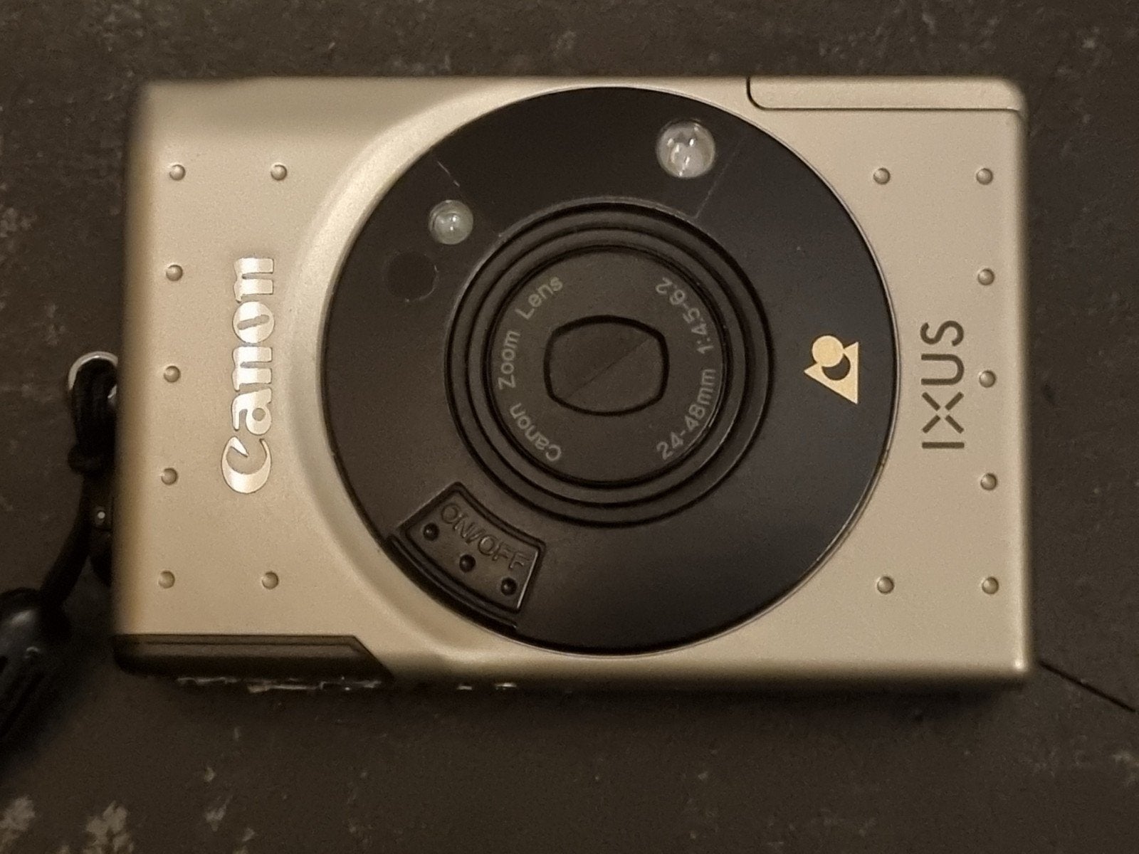 Canon IXUS Compact Camera - Zilverkleurig, Ophalen of Verzenden, Gebruikt, Compact, Canon