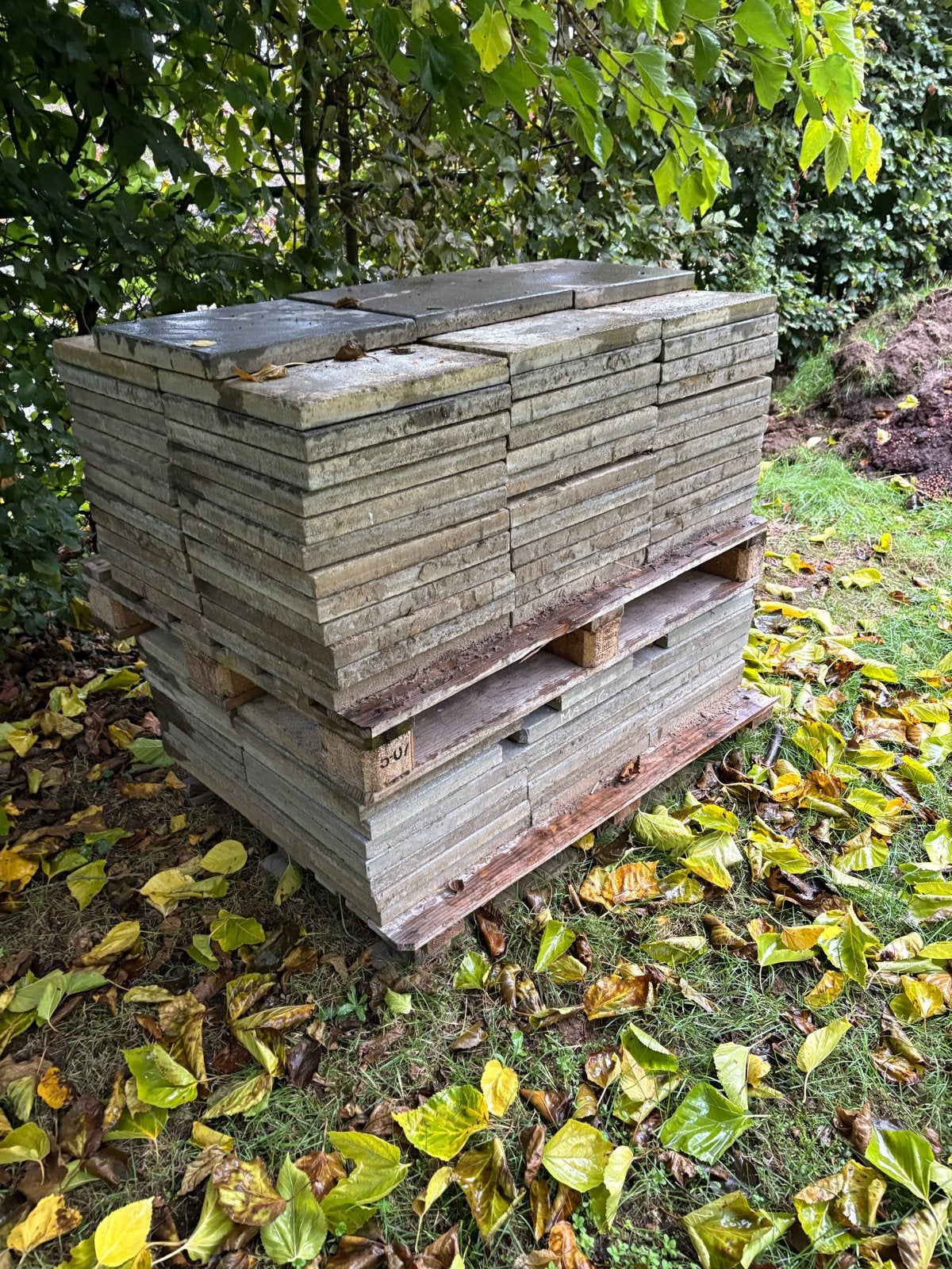 Gratis beton tegels 40x40x4cm - 5m2, Ophalen, Gebruikt, 10 m² of meer, Beton