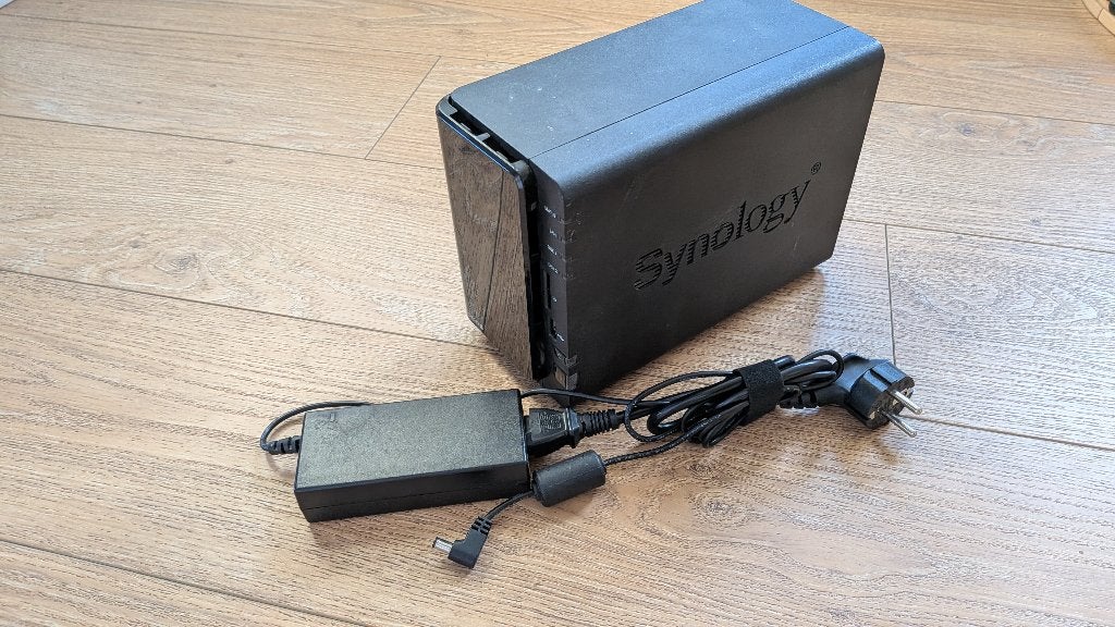 Synology NAS DS213+ / DS213 plus met 2x 1TB = 2TB, Computers en Software, Ophalen of Verzenden, Gebruikt