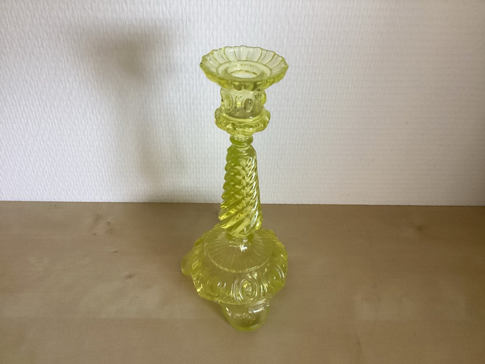 Uranium Glas Kandelaar - Lichtgevend, Ophalen of Verzenden, Glas