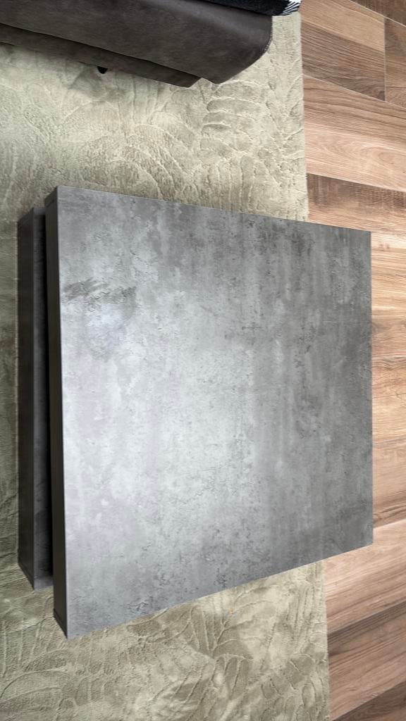 Leuke grijze salontafel, Ophalen, Gebruikt, Vierkant, 50 tot 100 cm