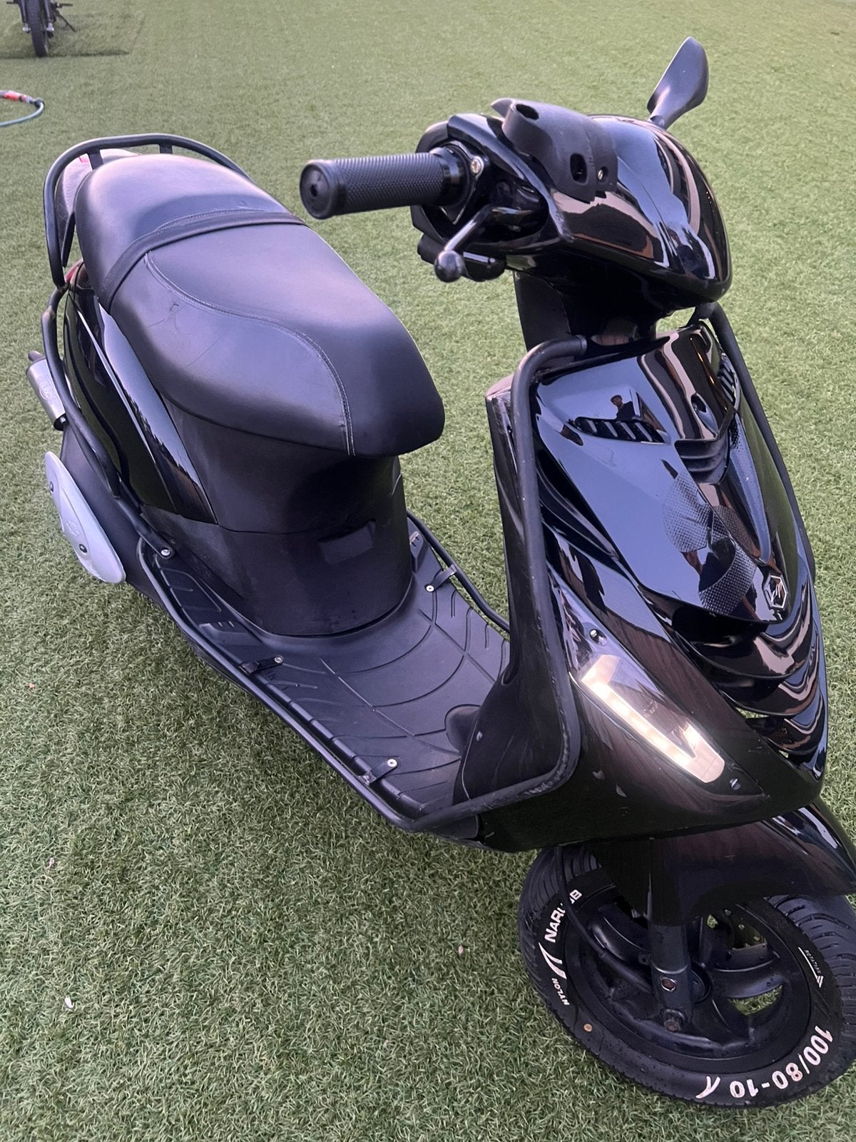 Piaggio zip 70cc brom/geel kenteken (ook teruil), Fietsen en Brommers, Scooters | Piaggio, Ophalen, Tweetakt, Maximaal 45 km/u