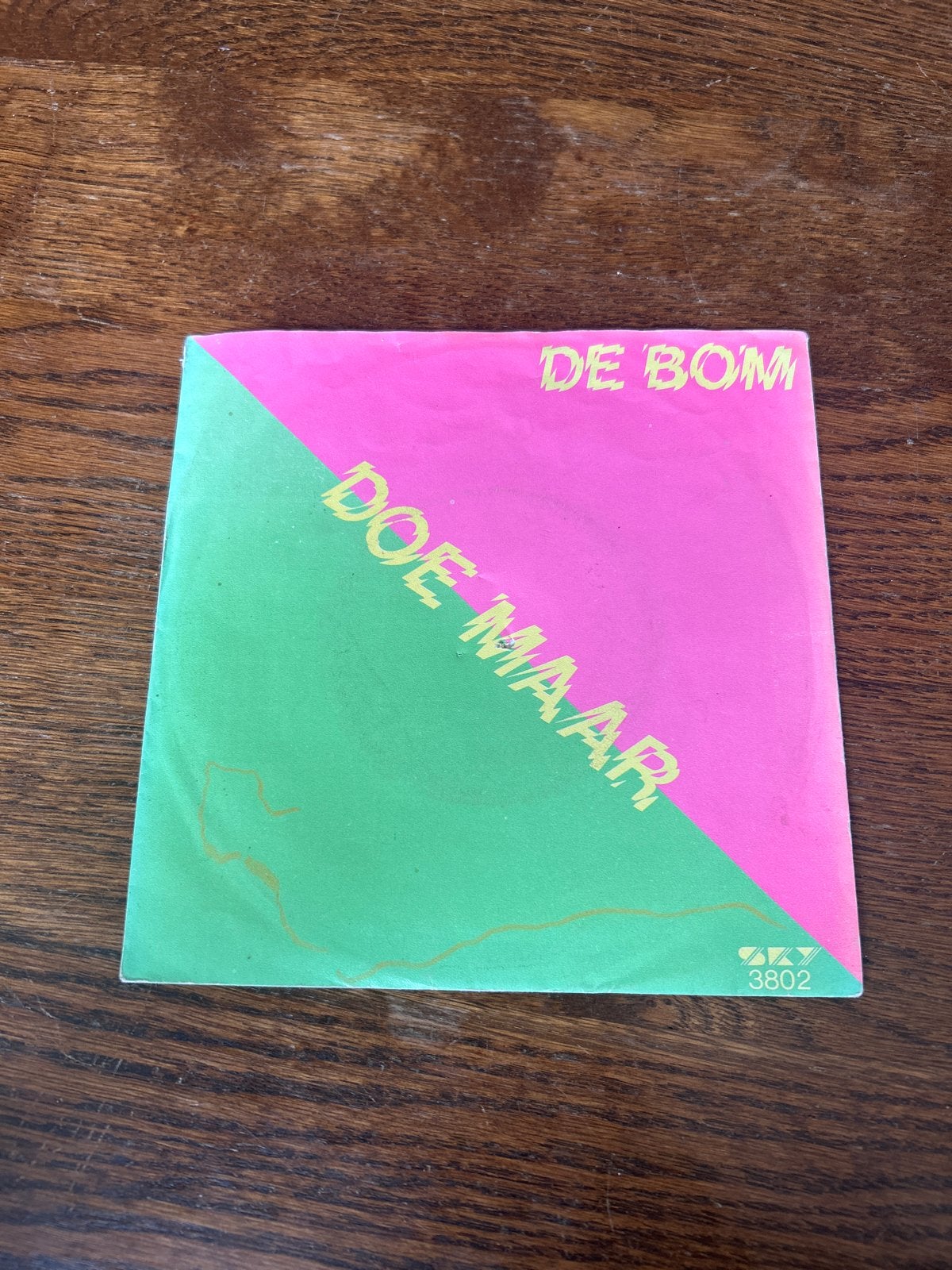 Doe Maar - De Bom / Skunk (Man O Man) - Single (1979), Ophalen, Gebruikt, 7 inch, Overige typen