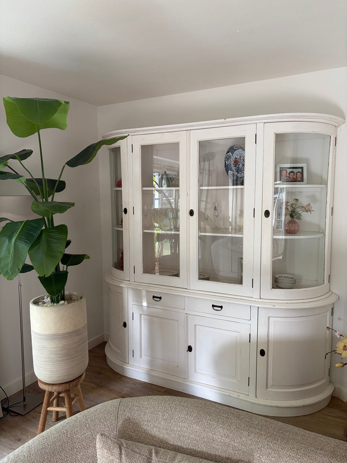 Landelijke white washed vitrinekast halfrond- 212x212x51 cm, Ophalen, Gebruikt, 200 cm of meer, Landelijk