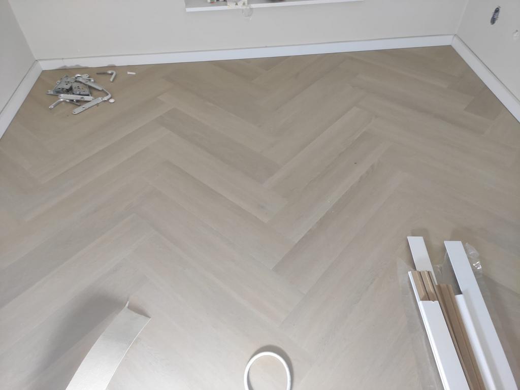 Laminaat leggen/verf/behang, Ophalen of Verzenden, Zo goed als nieuw, 75 m² of meer, Laminaat