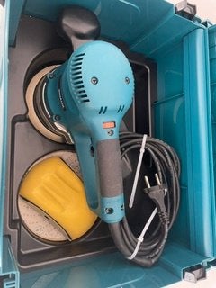 Makita excentrische schuurmachine BO6030 150mm-set, Ophalen of Verzenden, Zo goed als nieuw, Minder dan 600 watt, Excentrische schuurmachine