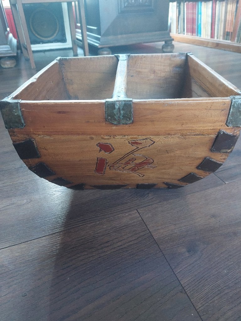 Lectuurbak. Bewaarbak. Hout. Brokante, Lectuurbak, Zo goed als nieuw, Hout, Overige stijlen
