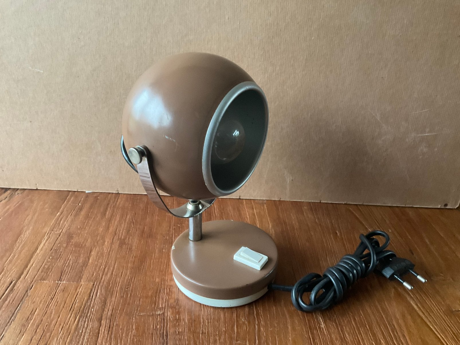 Bollampje jaren70, Huis en Inrichting, Lampen | Wandlampen, Gebruikt, Bruin, E14 (klein), Ophalen of Verzenden