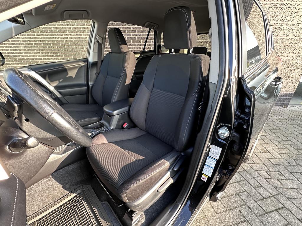 Toyota RAV4 2.0 Style 4WD | Camera | Automaat | Trekhaak, Auto's, Toyota, Automaat, Gebruikt, Euro 6, 4 cilinders