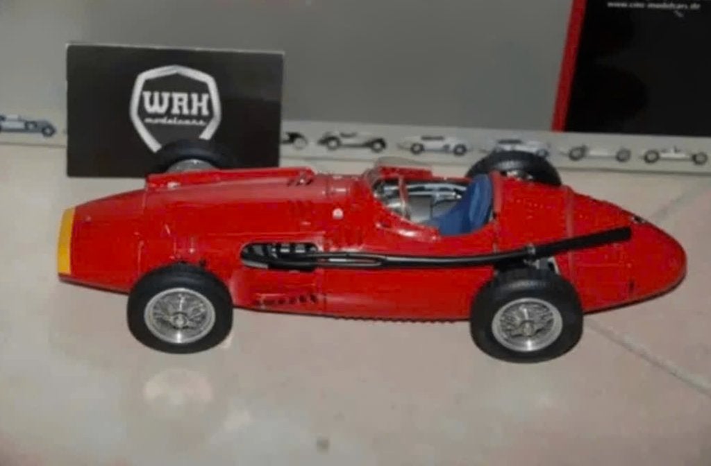 1:18 MASERATI 250F GP SIEGER red CMC M-051 in doos INFO WRH, Verzenden, Zo goed als nieuw, Auto, Overige merken