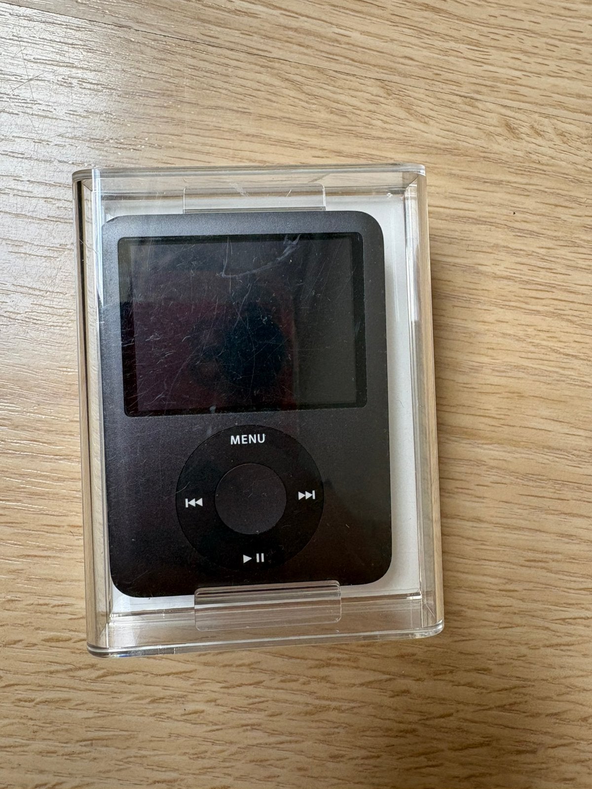Apple ipod inclusief speaker, Ophalen, Zwart, Zo goed als nieuw, Nano