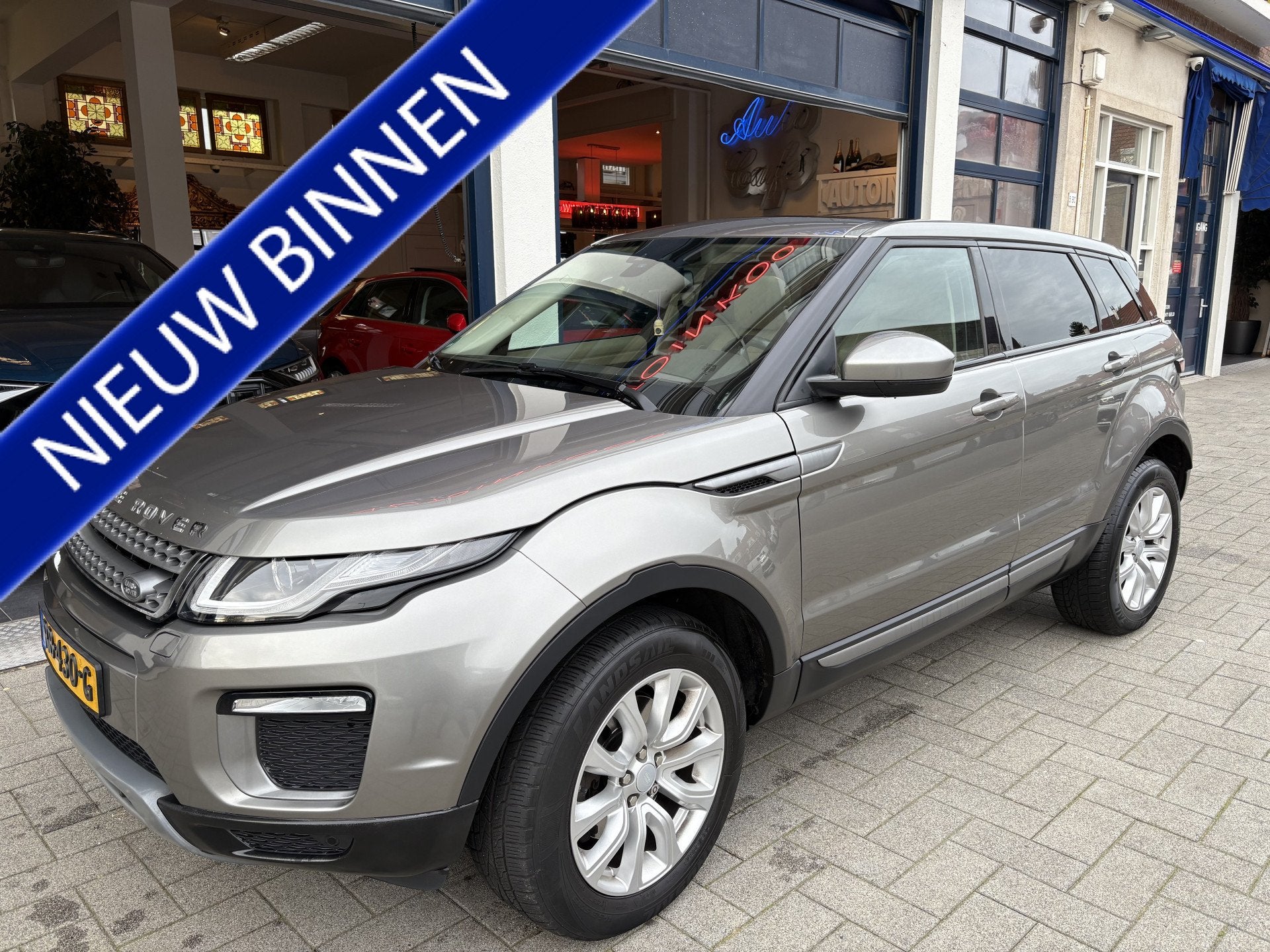 Land Rover Range Rover Evoque LUXE 2.0 TD4 NL AUTO/PANORAMA/, Auto's, Land Rover, Automaat, 1998 cc, Gebruikt, Euro 6